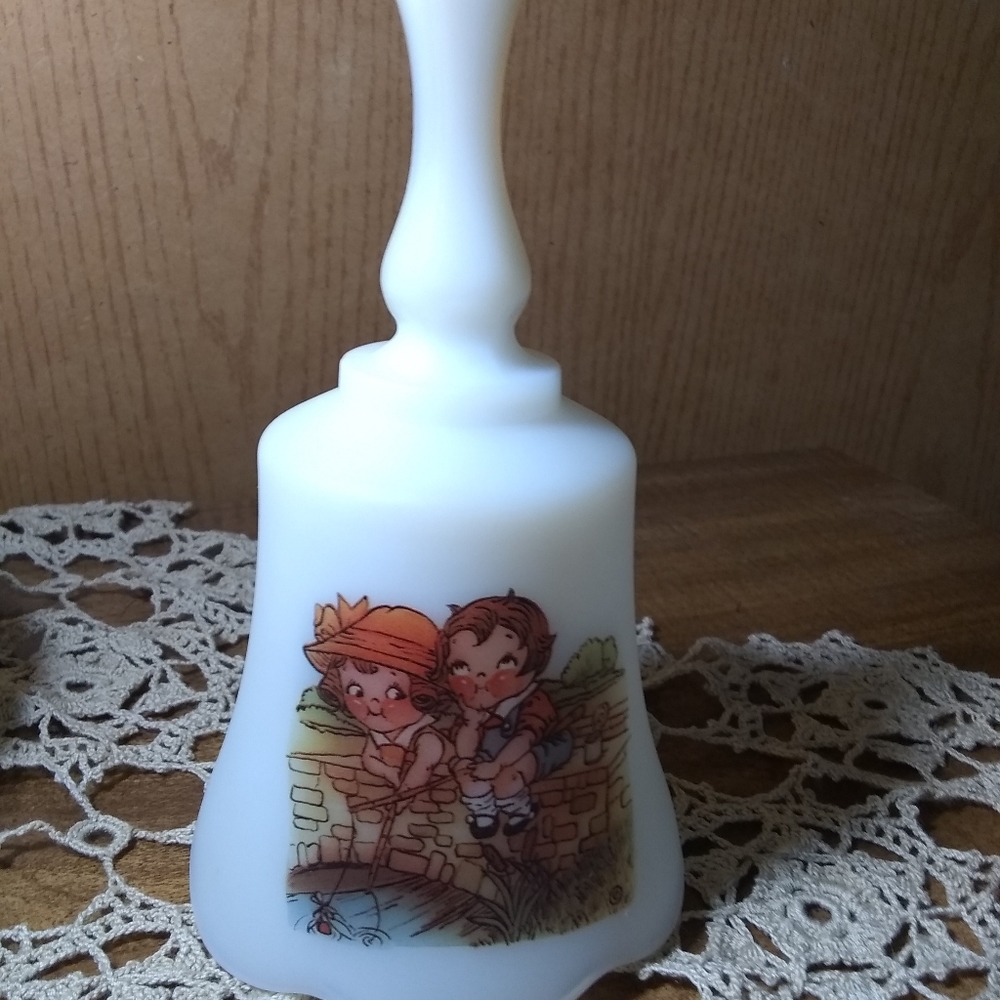 1984 Campbell's soup bell